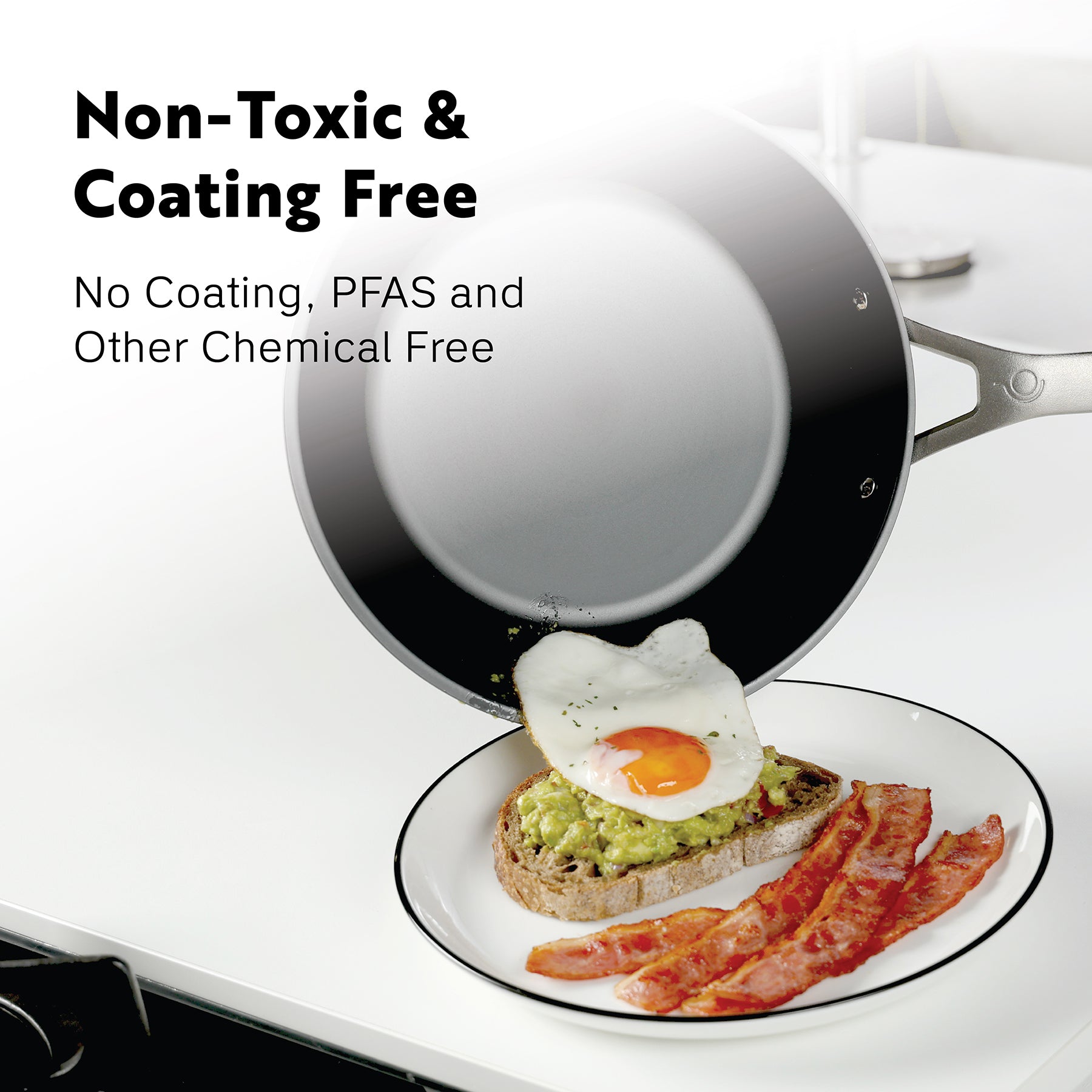 Tri-Ply Carbon Steel 
12-Inch Frying Pan